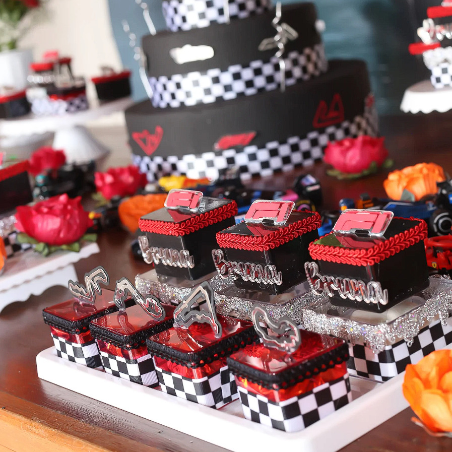 Festa personalizada Ale Festas